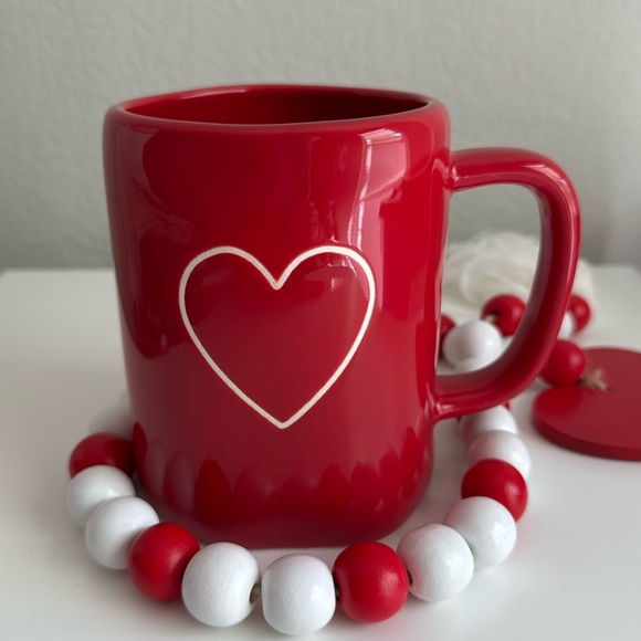 ❗️RAE DUNN SIMPLY RED HEART VALENTINES DAY MODERN FARMHOUSE COFFEE MUG - Picture 1 of 2